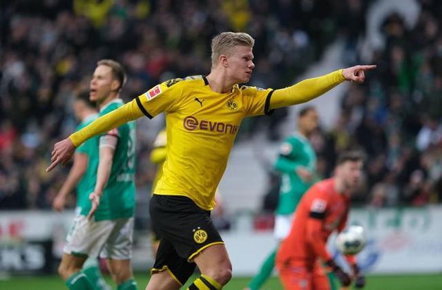  穆科科替补双响破德甲最年轻纪录  