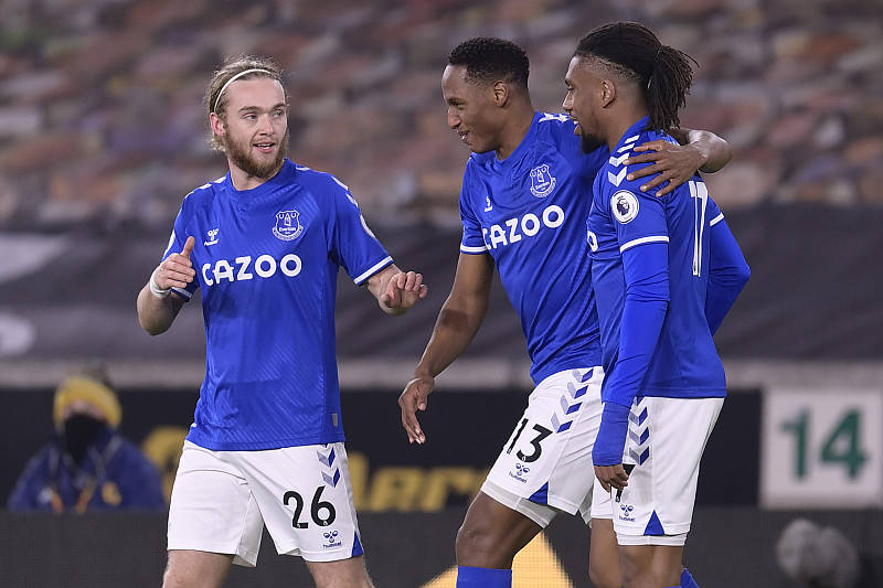  阿斯顿维拉完胜谢菲联，沃特金斯双响炮主宰全场